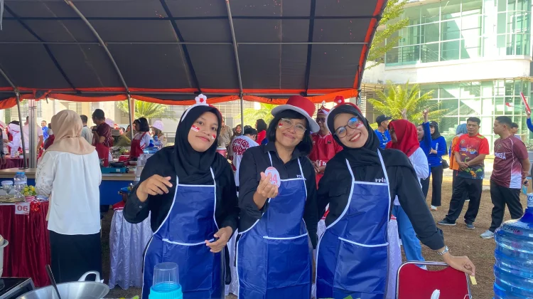 Ikut Lomba Masak HUT RI, Tim RRI Mamuju Memasak Penja dan Loka Anjoroi