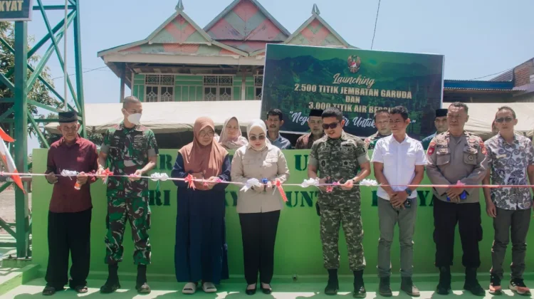 Bupati Mamuju Apresiasi TNI Bangun 11 Jembatan dan Sumur Bor di Mamuju
