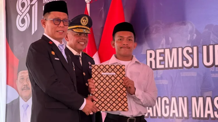 Satu Warga Binaan Polman Langsung Bebas di HUT ke-81 RI