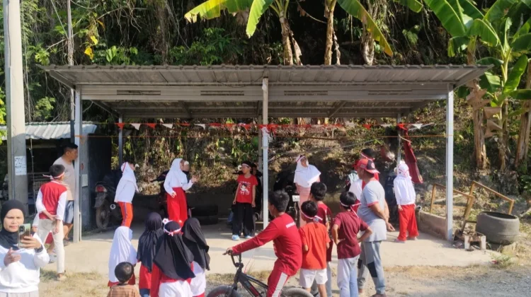 Lomba Tradisional Semarakkan HUT RI di Lingkungan Korongana