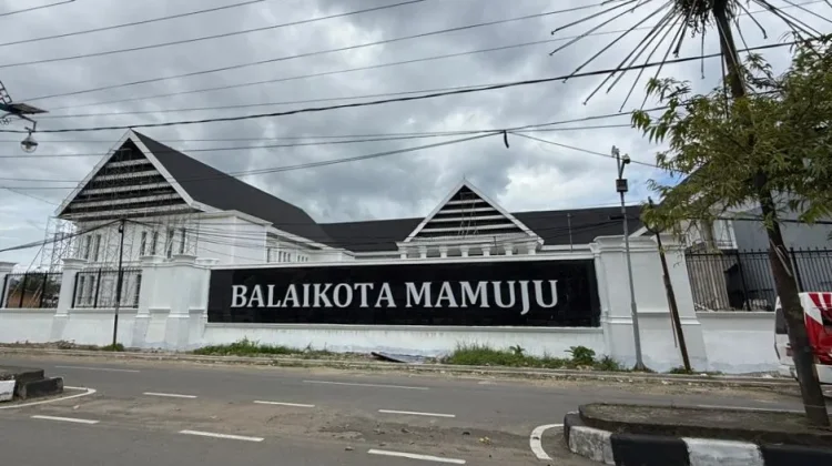 Anggota DPD RI Almalik Pababari : DOB Kota Mamuju Merupakan Amanat UU