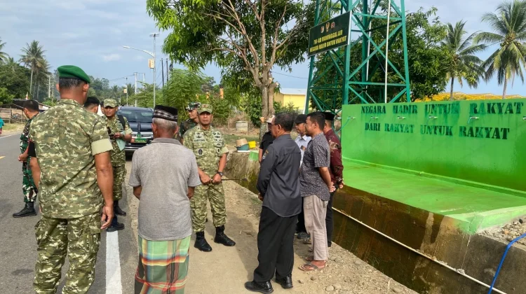 Atasi Kekeringan, Danrem 142/Tatag Tinjau Sumur Desa Tadui