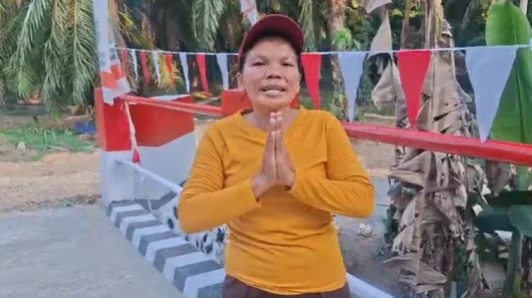 Warga Martasari Tak Lagi Melintasi Sungai,Seorang Ibu bertrimaksih ke Presiden