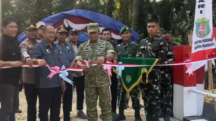 Danrem 142/Tatag Resmikan Jembatan Garuda di Pasangkayu