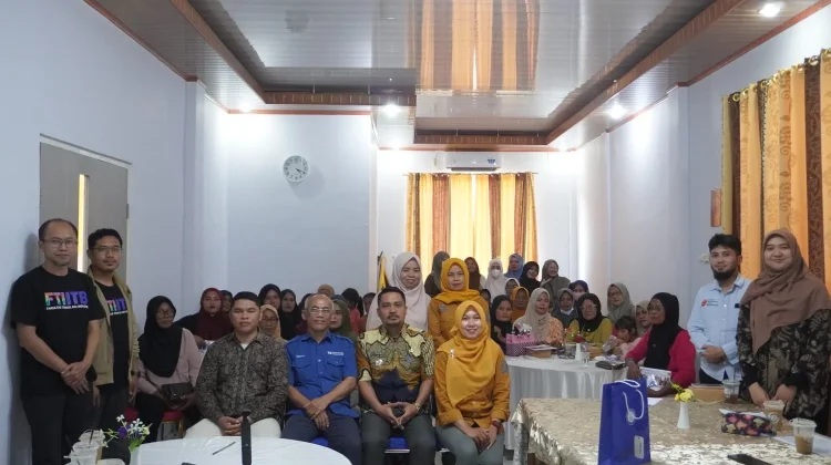 Sentuh Industri Minyak Kelapa Mandar Majene, FTI ITB Boyong Sampel Minyak ke Lab