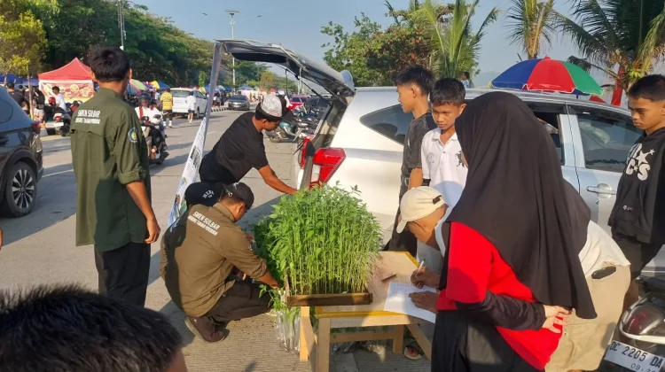 Cegah Inflasi, Petani Peternak Muda keren Bagikan Ribuan Bibit Cabe Gratis