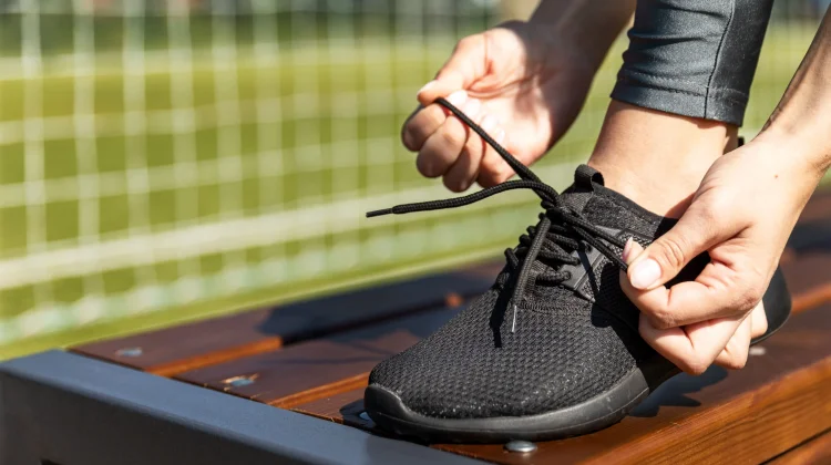 Olahraga Lebih Aman, Ini Alasan Harus Menggunakan Sepatu yang Tepat