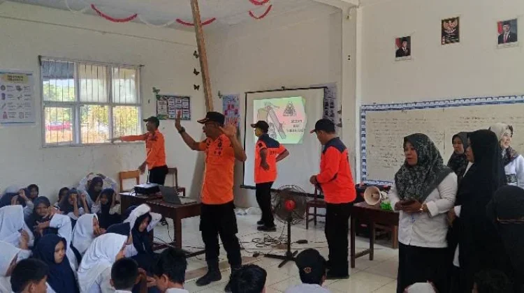 BPBD Sulbar Latih Siswa MTs Ainun Sahab Landi Hadapi Bencana