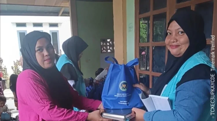 SPPG Tapalang Bagikan 508 Paket MBG untuk Bumil, Busui dan Balita