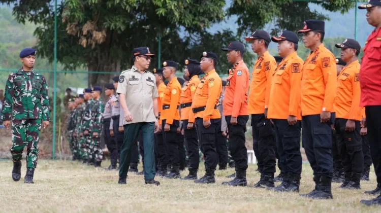 Sekda Sulbar Pimpin Apel Satgas Karhutla, Tekankan Sinergi Lintas Instansi