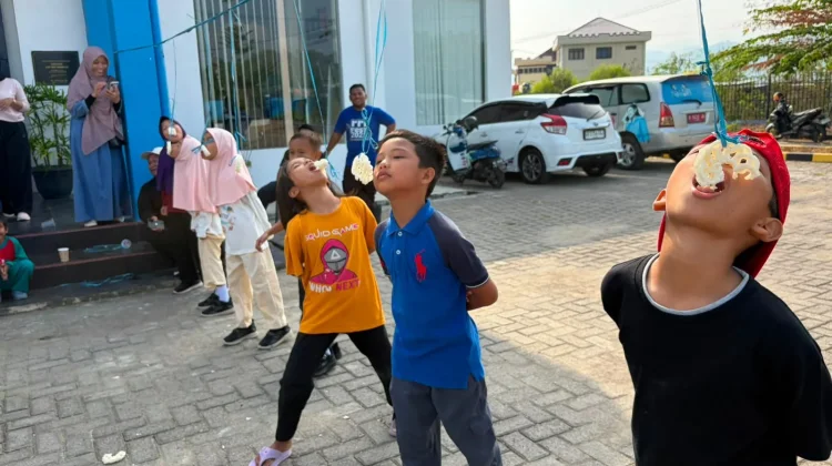 Perkuat Kebersamaan, RRI Mamuju Gelar Olahraga Keluarga Menyambut HUT ke-81