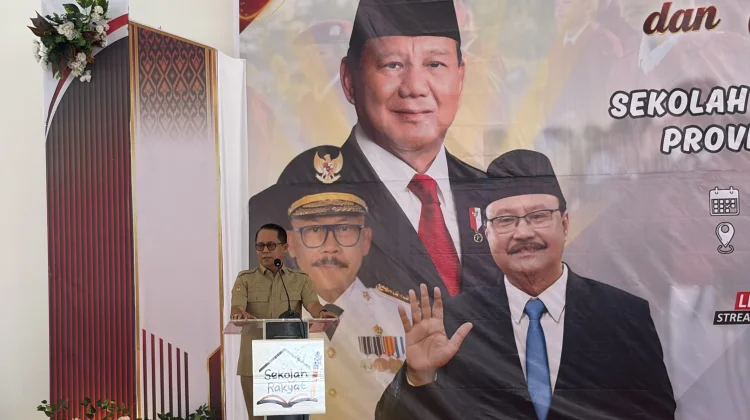 Sekda Junda Tekankan Karakter dan Kemandirian Bagi Siswa Sekolah Rakyat Sulbar