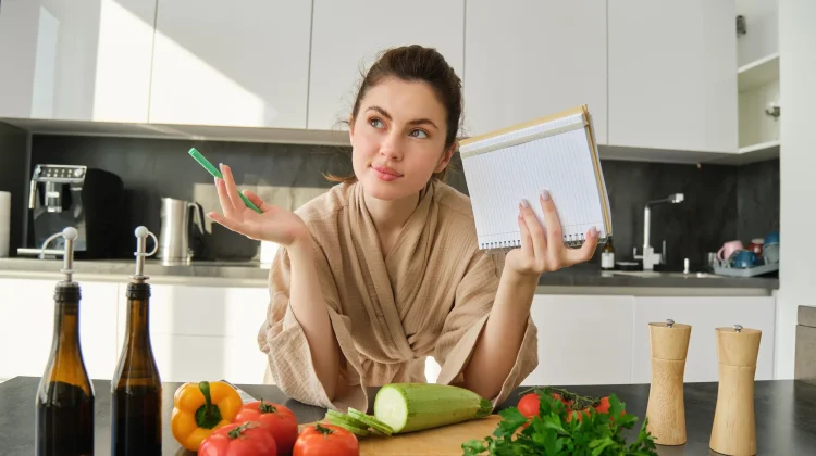 Kupas Tuntas Mitos vs Fakta Seputar Diet