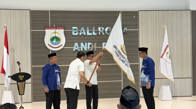 Sekda Junda Lepas 22 Kafilah Sulbar ke MTQ Nasional XXXI Semarang