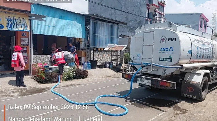 Dampak Kekeringan, PMI Sulbar Salurkan 1 Juta Liter Air Bersih ke Dua Kabupaten