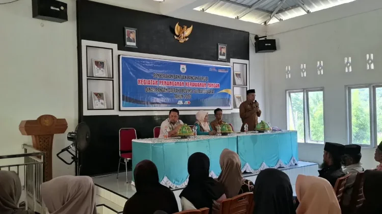 Dinas Pangan Sulbar Salurkan Bantuan Bergizi untuk 150 KK Miskin Ekstrem di Majene
