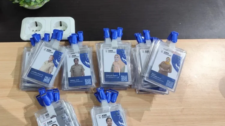Pemprov Sulbar Terapkan Name Tag Khusus Pantau Jam Kerja ASN