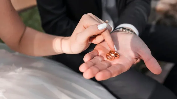 Intip Rahasia Manajemen Keuangan dalam Pernikahan