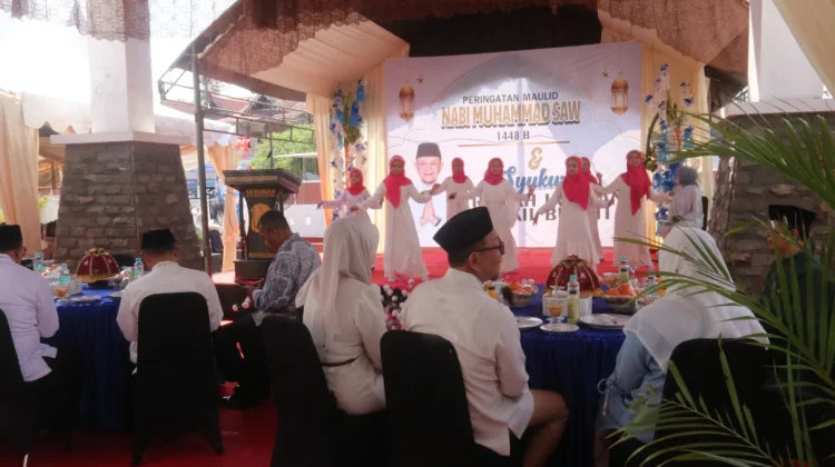 Rujab Wakil Bupati Mamuju Ditempati, Saluran Air Warga Sekitar Turut Diperbaiki