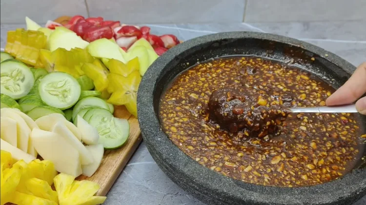 Lima Jenis Rujak Khas Nusantara yang Wajib Dicoba