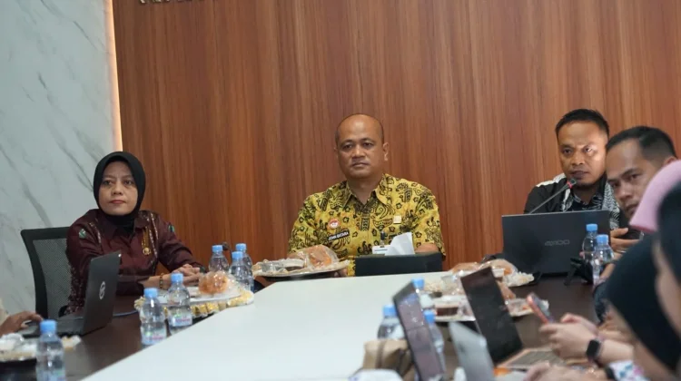 Kemenkum Sulbar Harmonisasi Ranperda Perubahan APBD Majene
