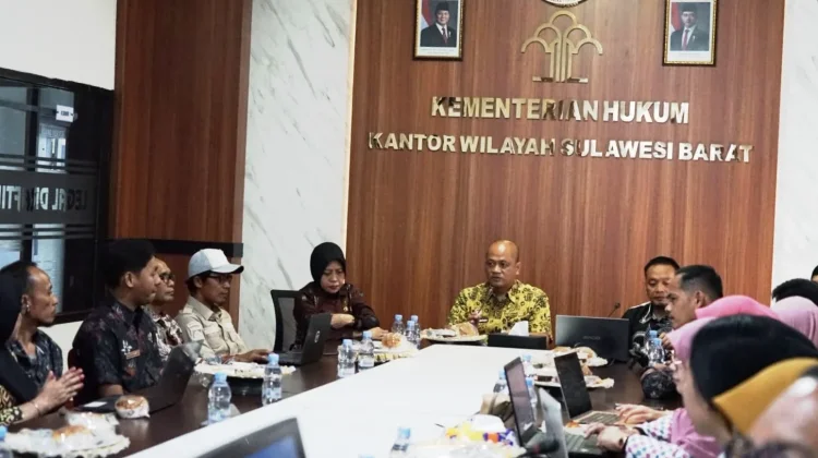 Kemenkum Sulbar Evaluasi Harmonisasi Regulasi Daerah 2025