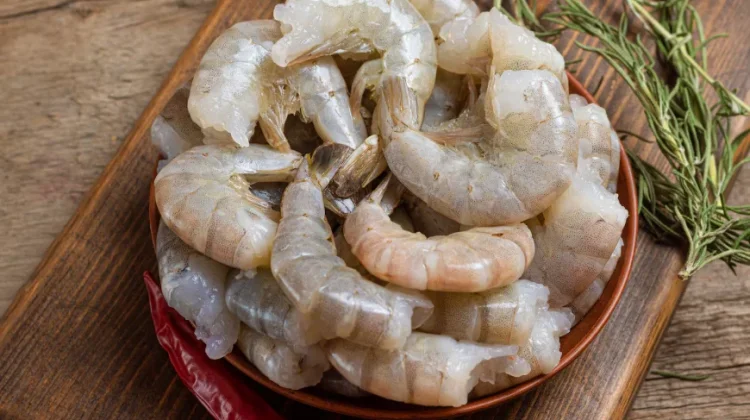 Tips Membersihkan Udang dengan Benar, Biar Makin Siap Dimasak