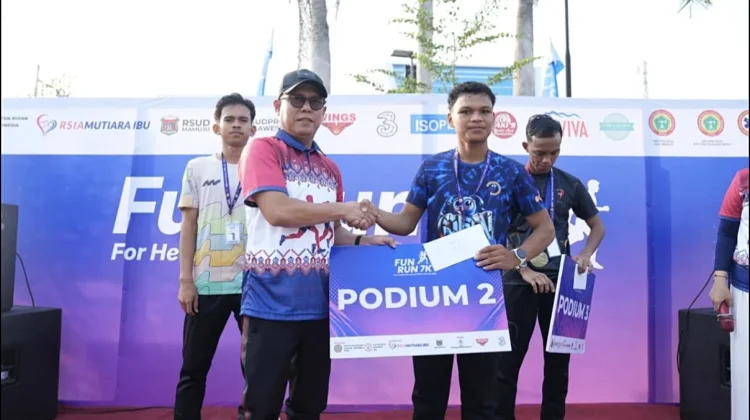 Buka Fun Run PPNI-IBI Sulbar, Sekda Junda Maulana Tekankan Pentingnya Hidup Sehat