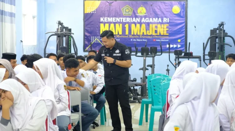 Densus 88 Sulbar Gandeng GP Ansor Majene Sosialisasikan IRET di MAN 1 Majene