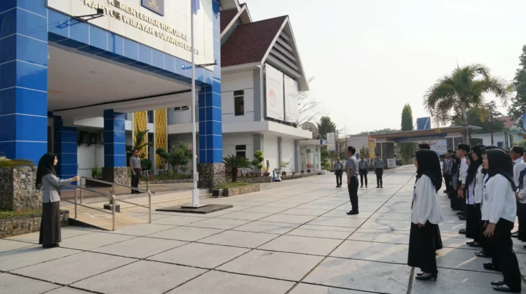 Kemenkum Sulbar Sebut AI Sebagai Alat Bantu Kerja Bukan Pengganti Kemampuan