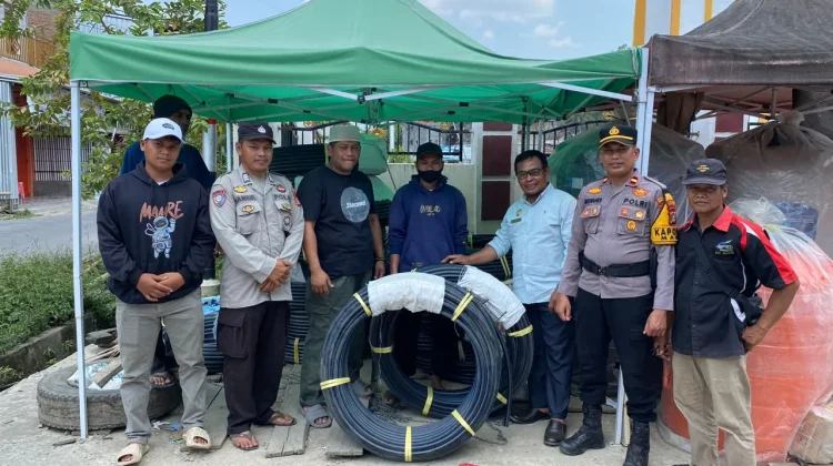 Satgaswil Sulbar Serahkan Bantuan Pipa Air Bersih ke Eks Napiter Mamasa