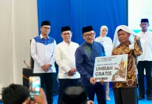 Pemprov Sulbar Berangkatkan Umroh Imam Mesjid
