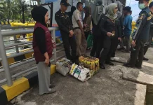Awas Ketinggalan! Banyak Pemudik Lupa Barang di Kapal Mamuju