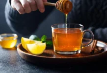 Manfaat Meminum Air Hangat Campur Madu di Pagi Hari