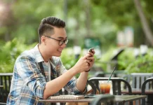 Kebiasaan Baru Gen Z Andalkan TikTok untuk Cari Informasi