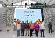 Kemenparekraf Puji Gotong Royong Pemuda Suksesnya Mandar Culture Festival