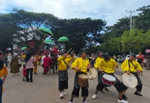 Antraksi Budaya Ramaikan Pembukaan Mandar Culture Festival Meriah