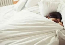 Efek Buruk Tidur Sore Hari dan Cara Mengatasinya
