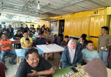Ratusan Warga Nobar Piala Dunia 2026 di Lapangan Kondosapata Mamasa