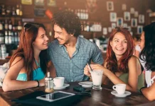 Kenapa Orang Indonesia Suka Nongkrong? Ini 7 Alasan Budaya & Psikologisnya