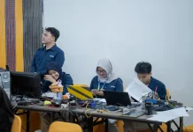 Pahlawan di Balik Layar: Peran Audioman dalam Siaran Live Radio dan Streaming