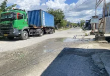 Belum Setahun Dibeton, Jalan Pengayoman Mamuju Kembali Bolong