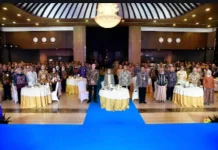 Kakanwil - Pimti Kemenkum Sulbar Ikuti Rakor Pengendalian Kinerja Kementerian