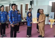 Bupati Arsal Aras Serahkan SK dan Ambil Sumpah 156 PNS Formasi 2024