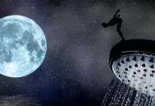 Mandi Tengah Malam: Apakah Baik untuk Kesehatan?