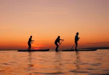 Paddleboarding: Olahraga Santai di Atas Air dengan Manfaat Besar