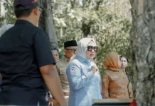 Warga Karampuang Keluhkan Listrik, Bupati: PLN Siap Masuk tapi Tersendat Regulasi