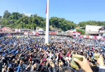 Ribuan Warga Mamasa Minum Kopi Pakai Cangkir Bambu, Pecahkan Rekor MURI