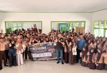 Densus 88 Ajak Pelajar Sulbar Waspada Propaganda Ekstremisme di Medsos