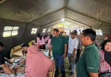 Puluhan Anak di Desa Ako Pasangkayu Ikuti Khitanan Massal Gratis